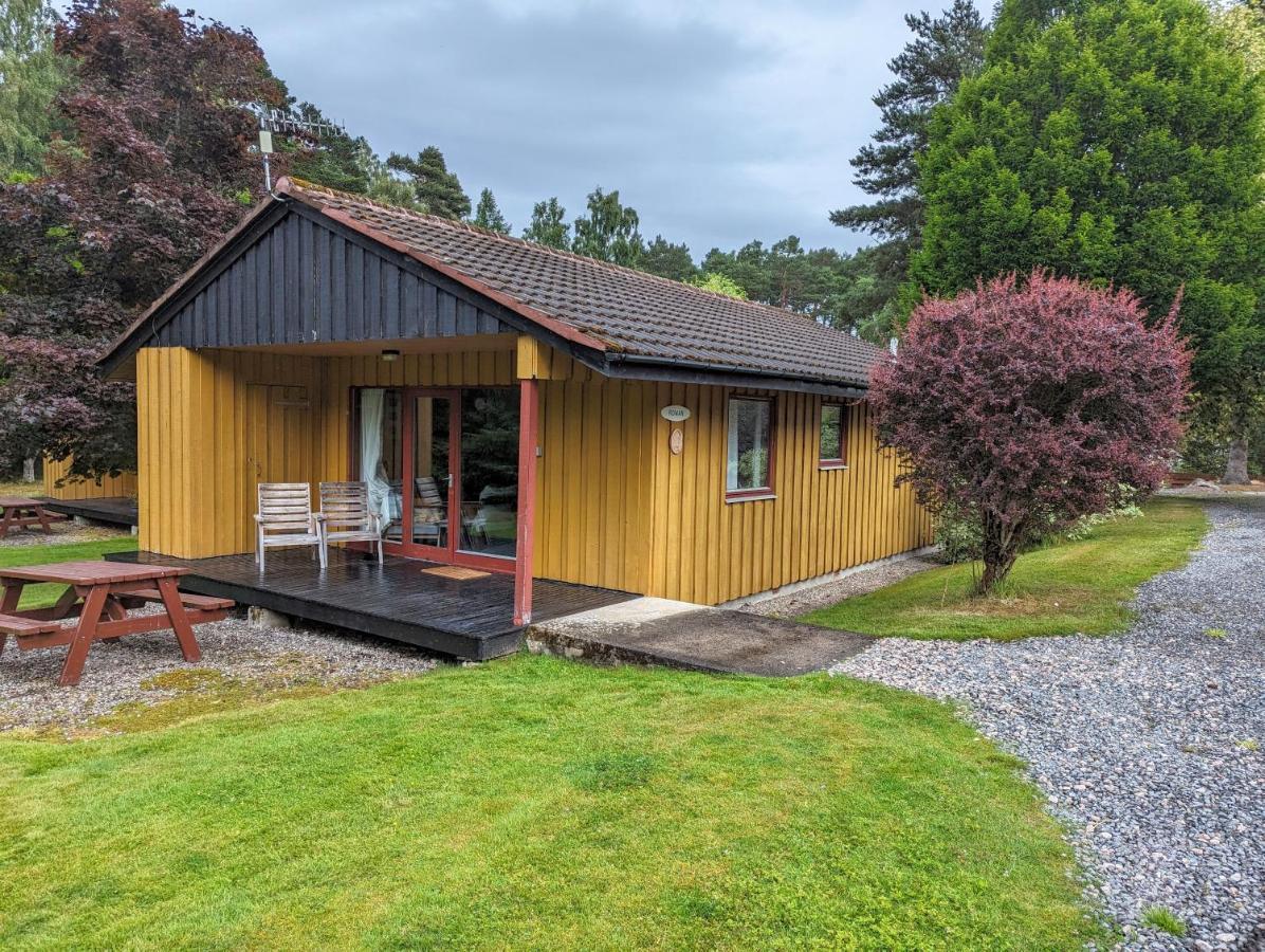 Reuben'S Highland Retreat - Speyside Villa Carrbridge Buitenkant foto