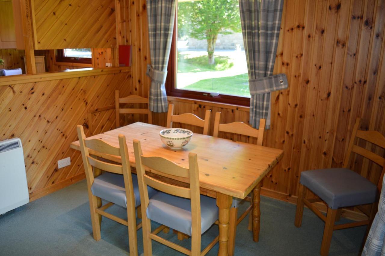 Reuben'S Highland Retreat - Speyside Villa Carrbridge Buitenkant foto