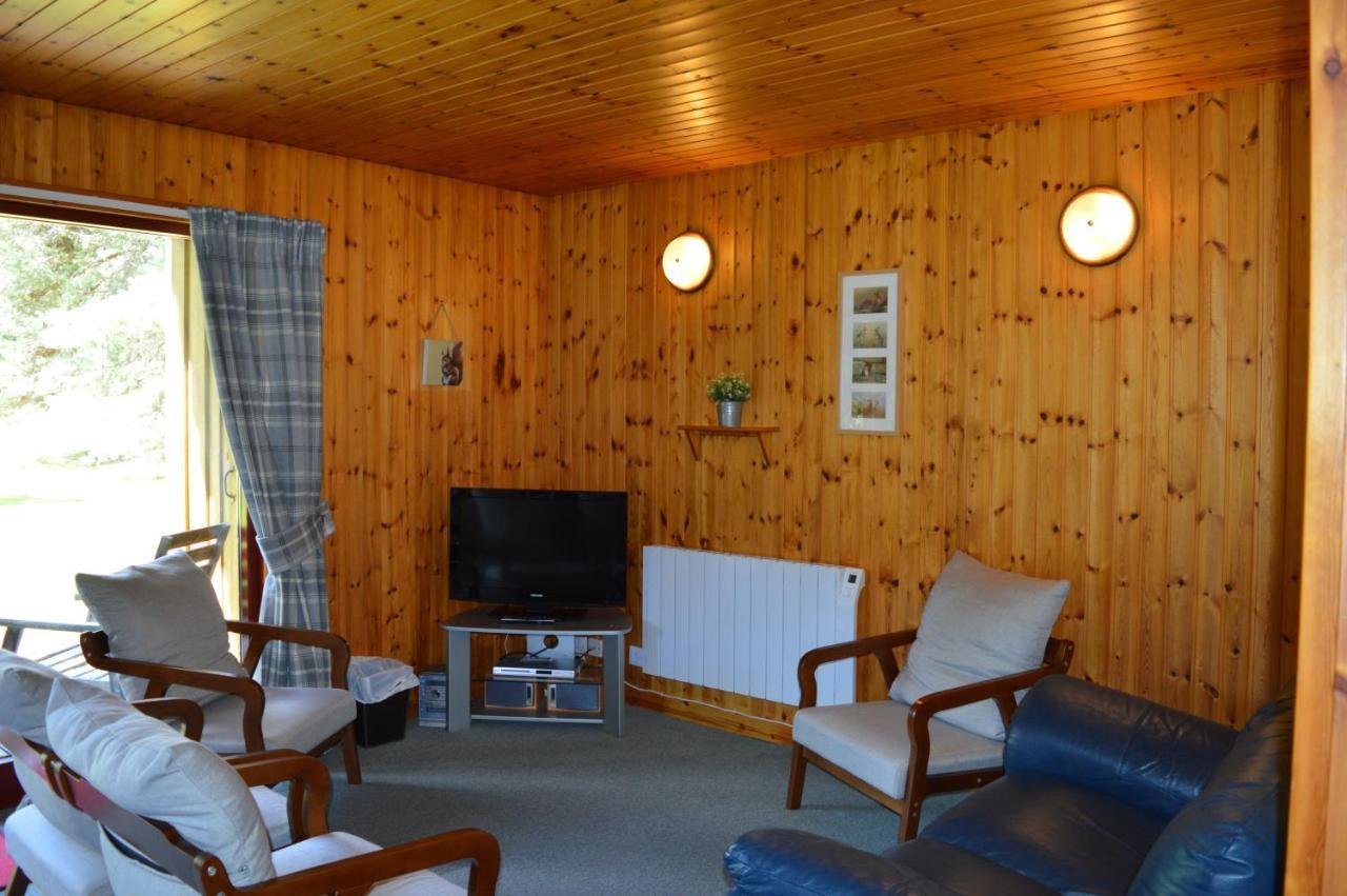 Reuben'S Highland Retreat - Speyside Villa Carrbridge Buitenkant foto